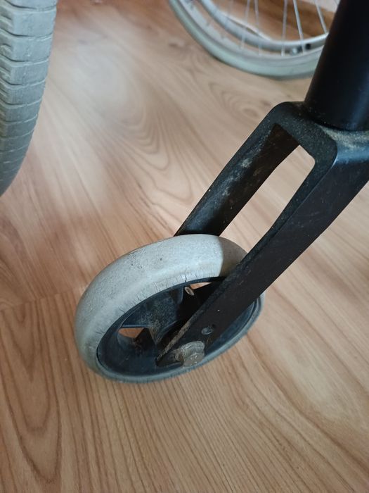 Wózek inwalidzki dla osoby doroslej