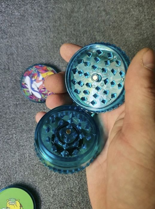 Набор крышка и измельчитель