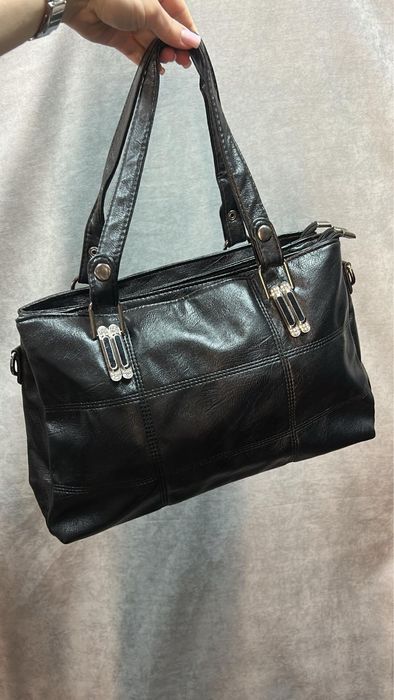 ЦЕНА БЫЛА 1200!РАСПРОДАЖА!Универсальная женская сумка,кожаная,черная!