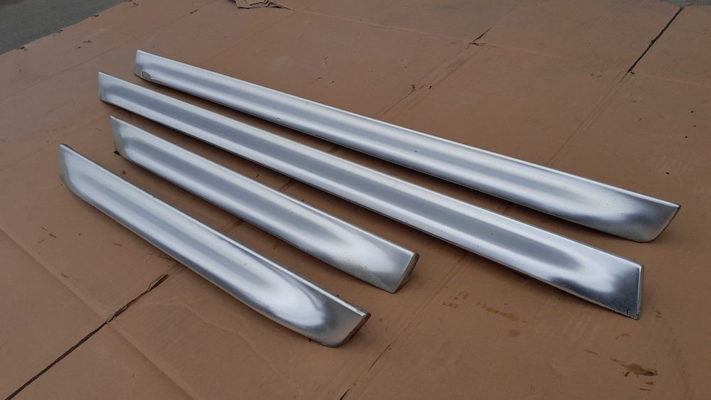 Listwy drzwiowe szerokie aluminiowe chrom AUDI S6 C5 A6 C5 Allroad
