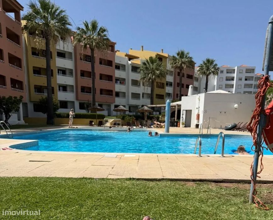T0+1 com piscina