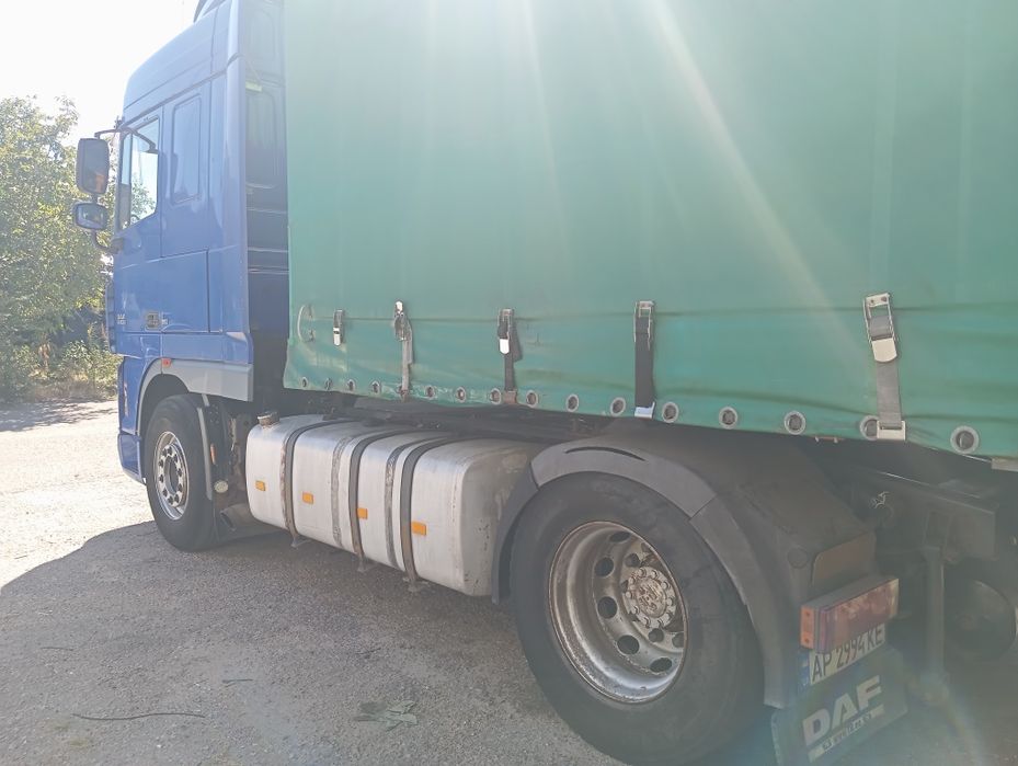 Даф 105 тягач з прицепом