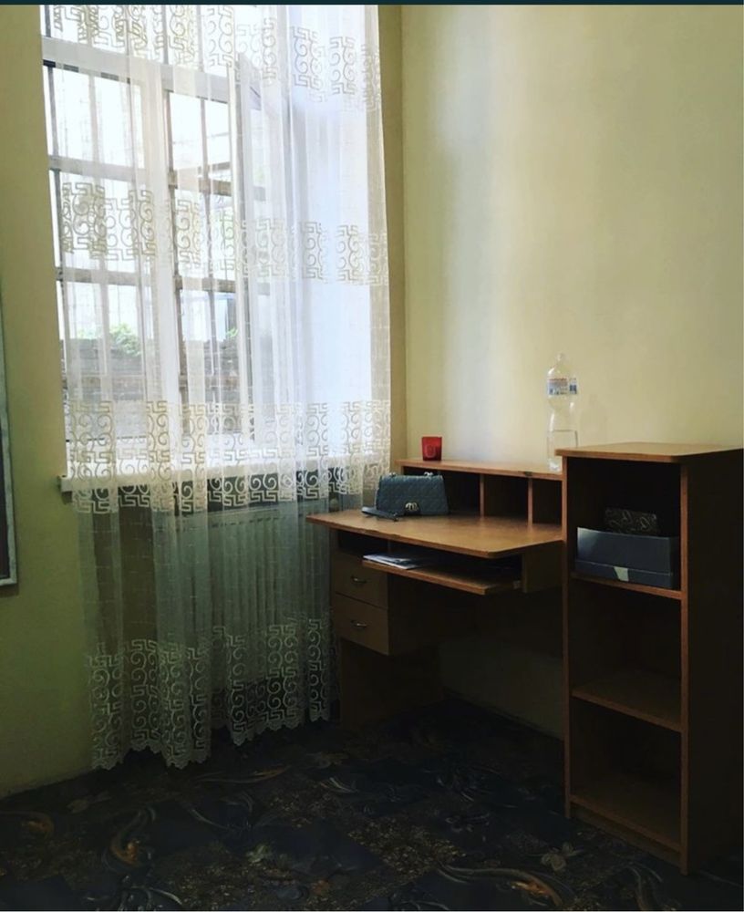 Продаж 1 кімнатної квартири, вул. Волинська