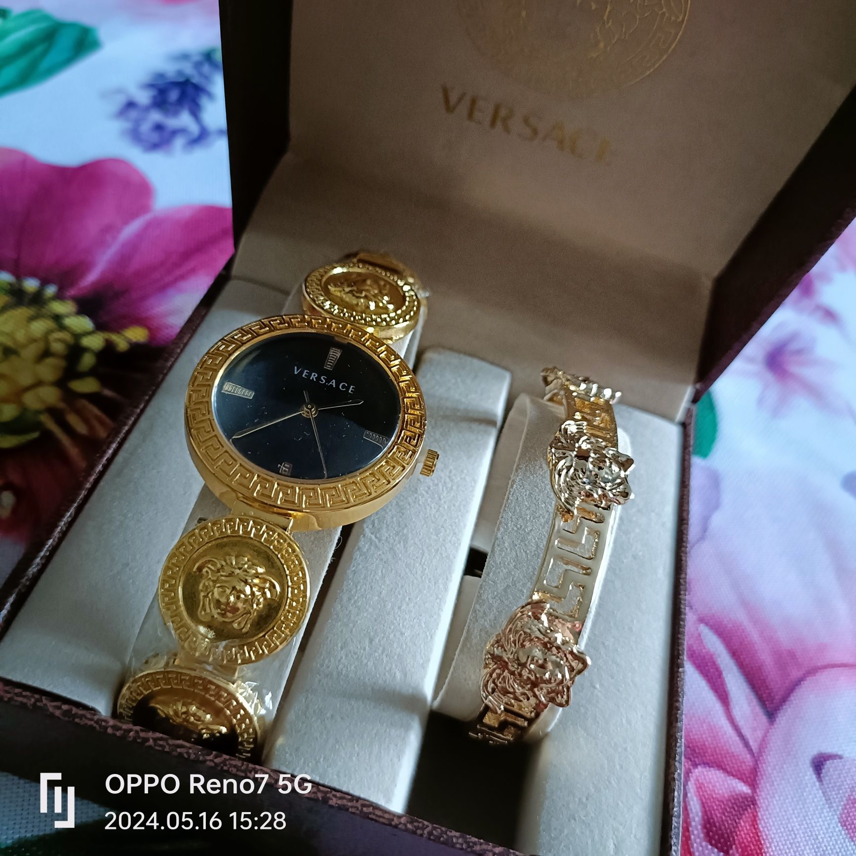 Zegarek Versace i bransoletka