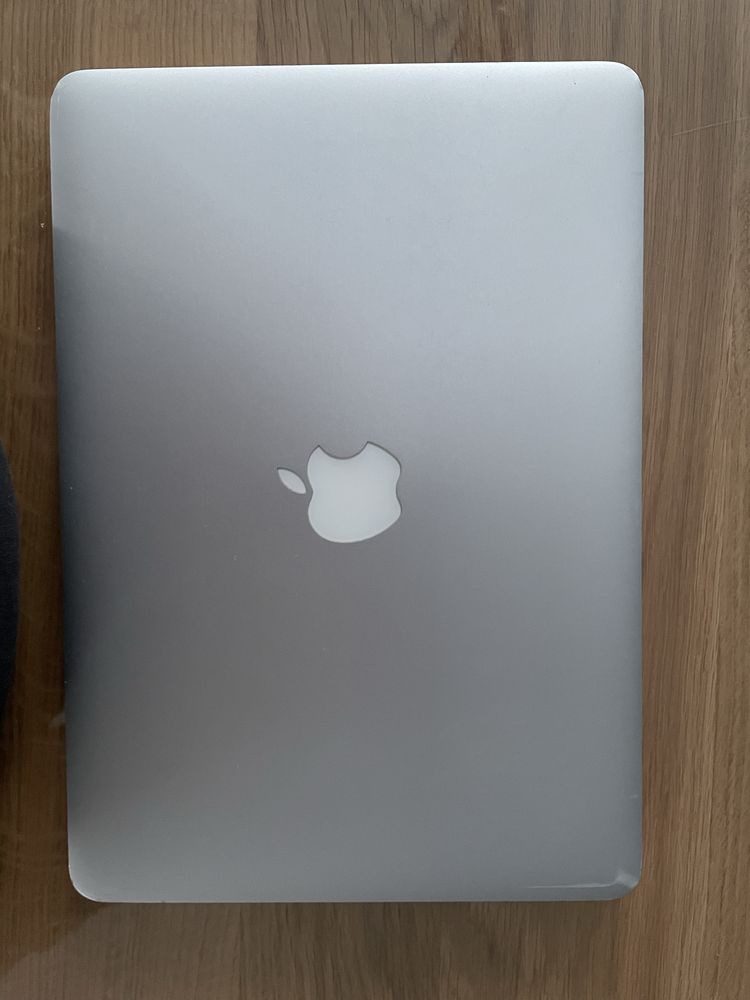 Macbook pro 13 retina 2015 рік