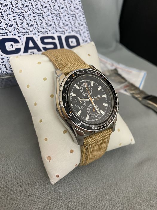 Zegarek męski Casio MTP-4500D-1AV chronograf aviator