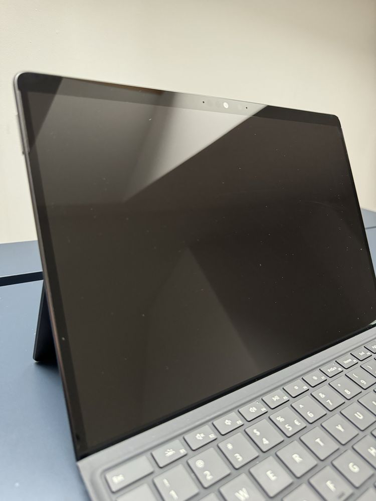 Microsoft Surface Pro 8