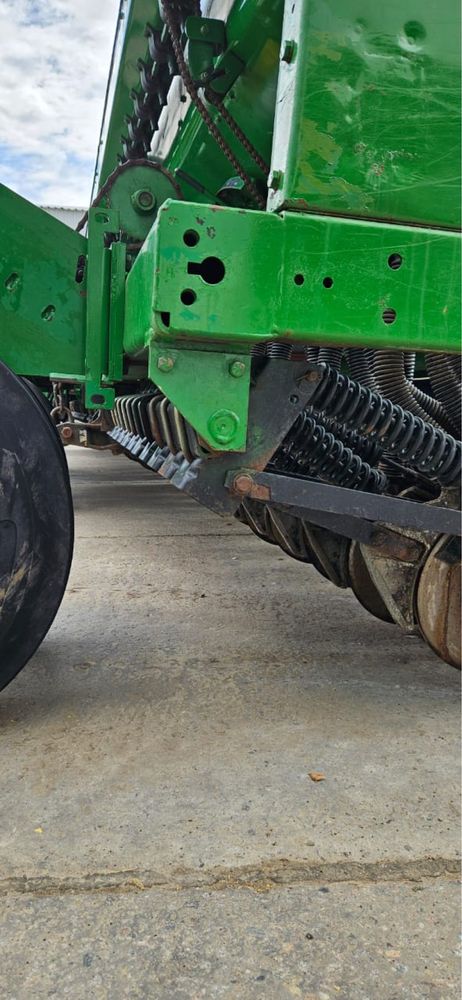Сеялка John Deere 455