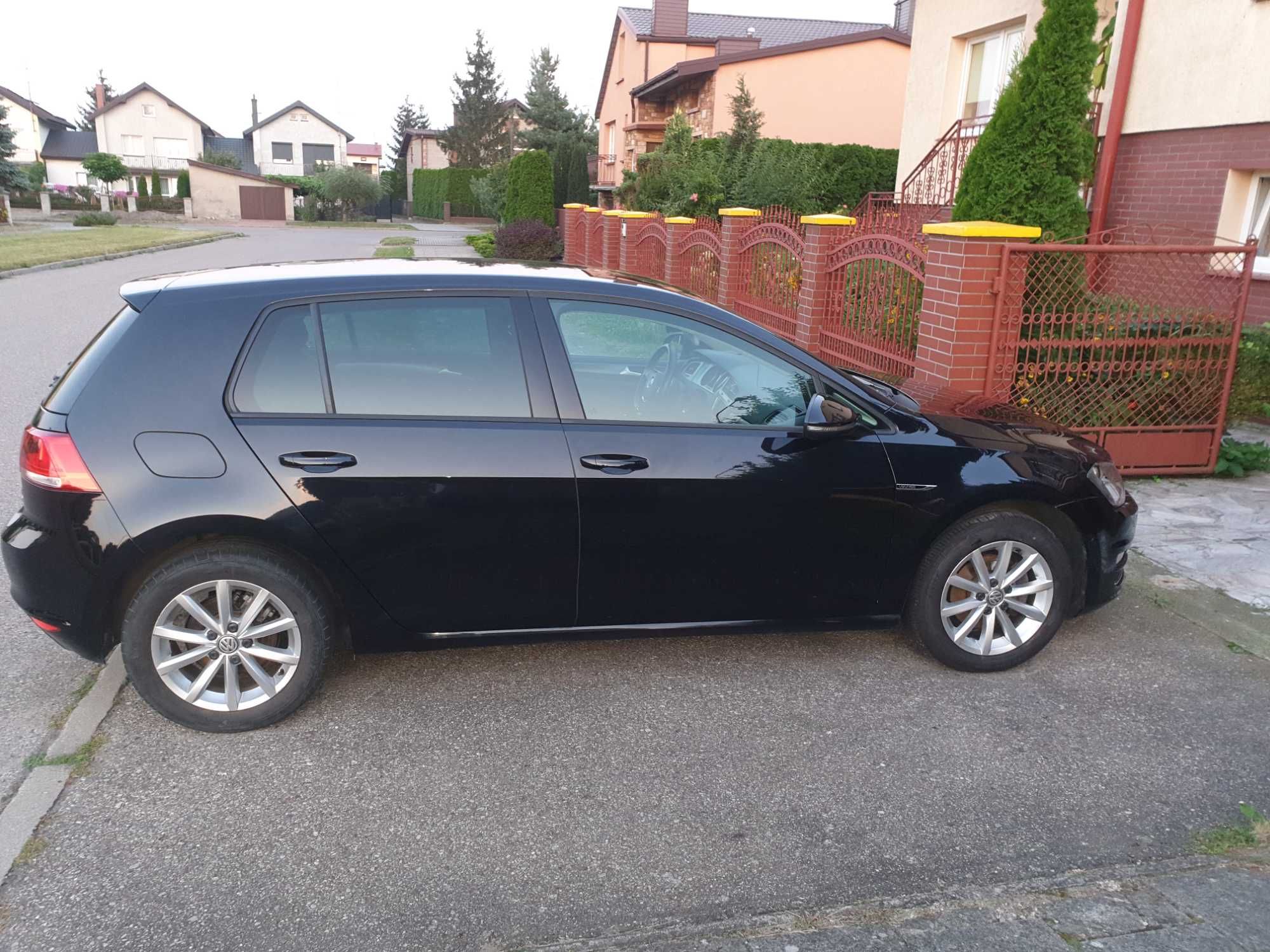 Sprzedam Golfa 7 2015r  1.6tdi blue motion