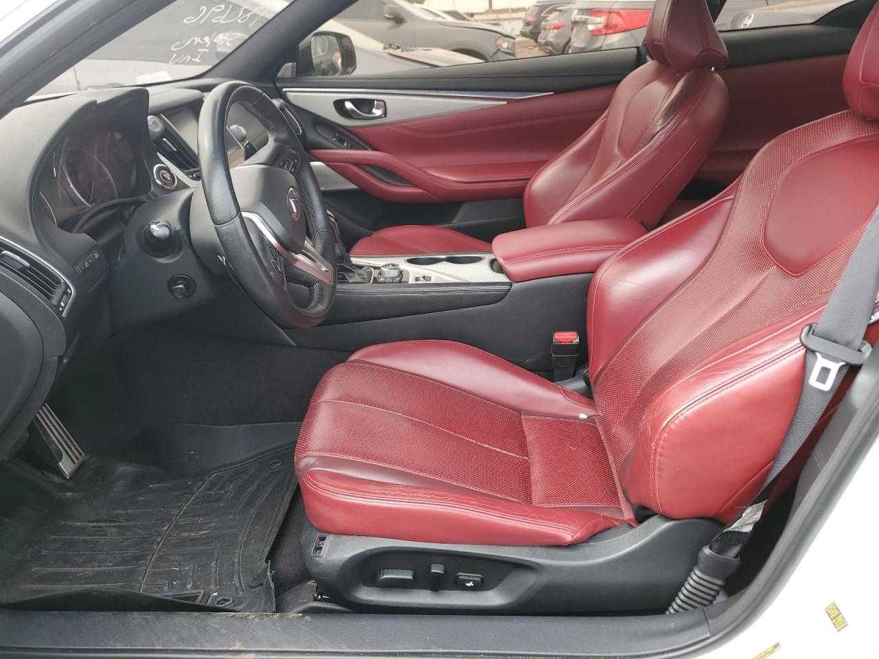 2018 Infiniti Q60 Luxe 300