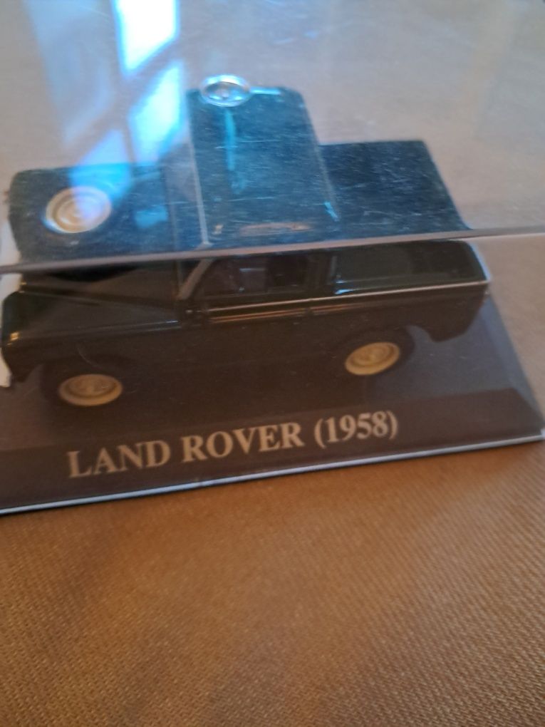 Land Rover pickup 1:43