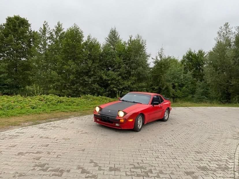 Porsche 944 Porsche 944 Base – klasyk z 1986 roku