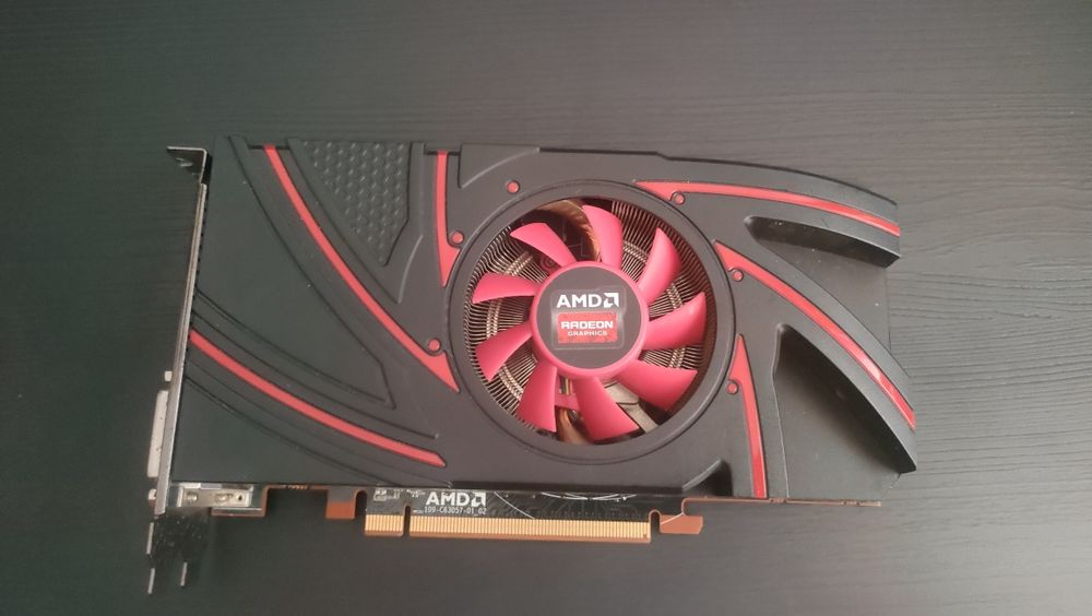 Radeon R9 270 2GB ATI – wersja z chłodzeniem blower, uszkodzona