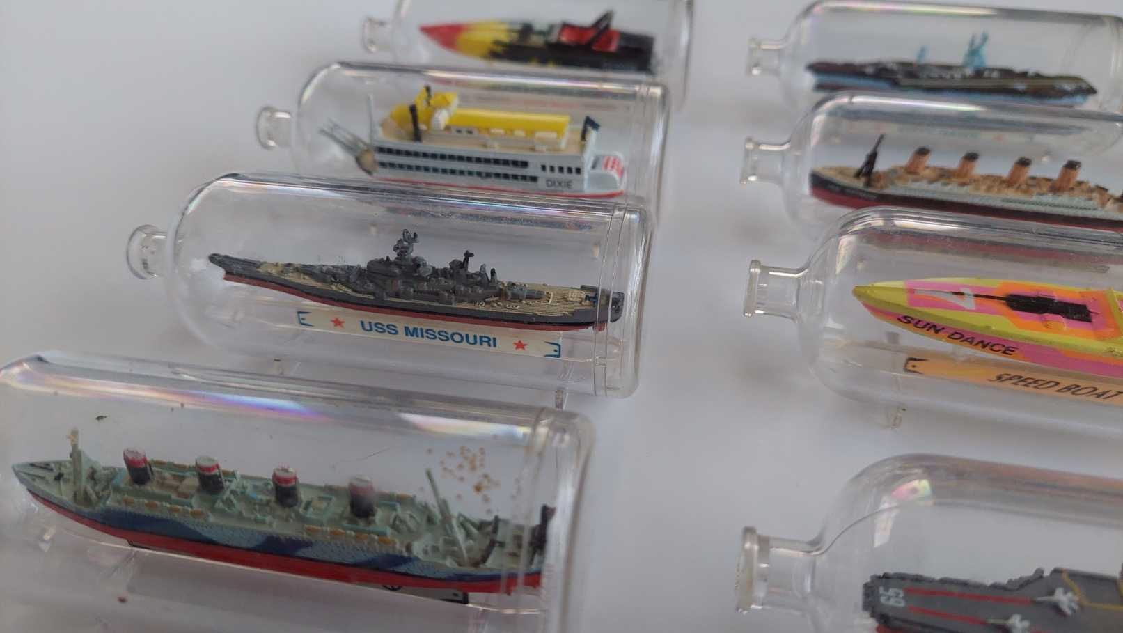 11 Barcos - Coleção Micro Machines Ship In A Bottle. Marca GALOOB