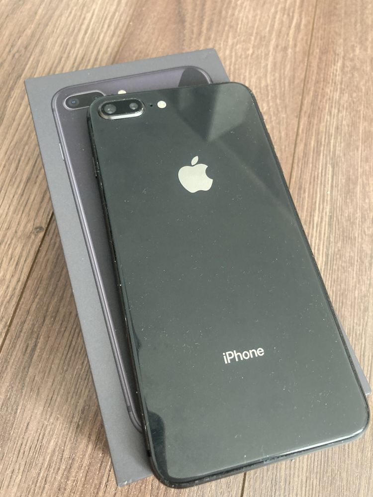 Iphone 8 Plus, 64 Гб, б/у, все працює, повний комплект