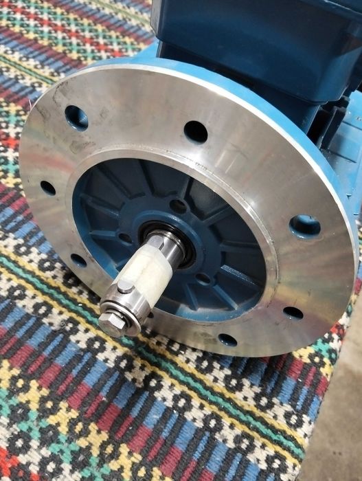 Motor eletrico trifasico 1.5kw novo