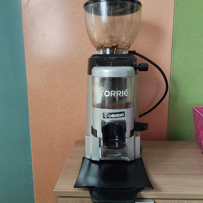 Máquina de café Fiamma e moinho Casadio