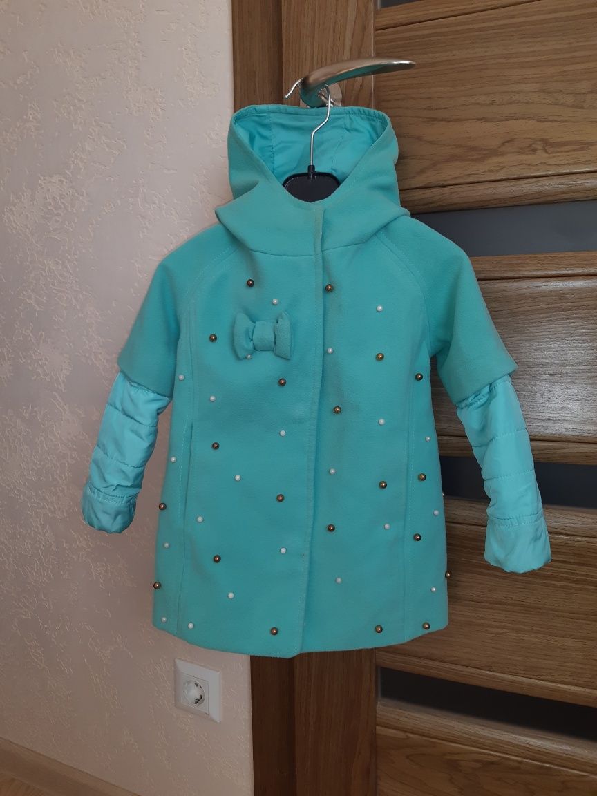 Пальто на дiвчинку 1,5-3 роки