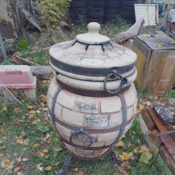 Продам тандир в хорошем состоянии звонить на. Ватцап
