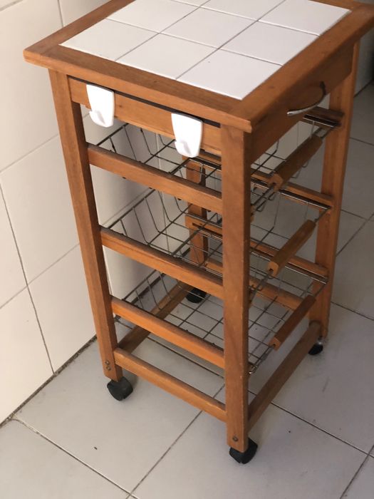 Carrinho de apoio de cozinha