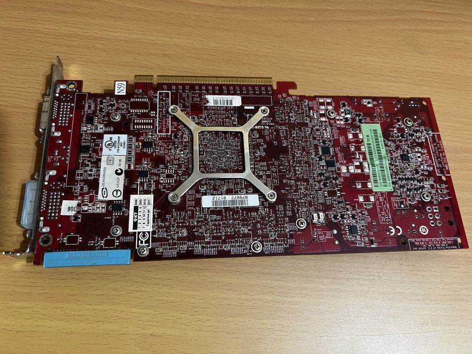 Відеокарта Gigabyte HD 4850 у дуже гарному стані