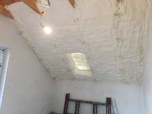 Ocieplenie pianą PUR dachu, piana PUR WIESZAKI GRATIS, JUŻ OD 65 ZL/M2