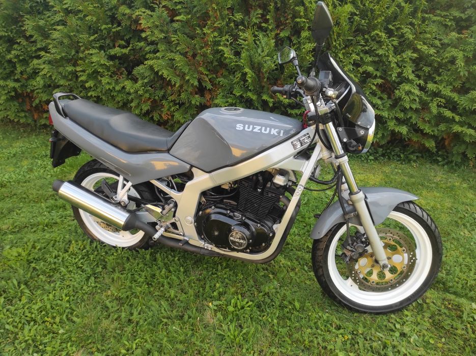 Suzuki GS 500 E.