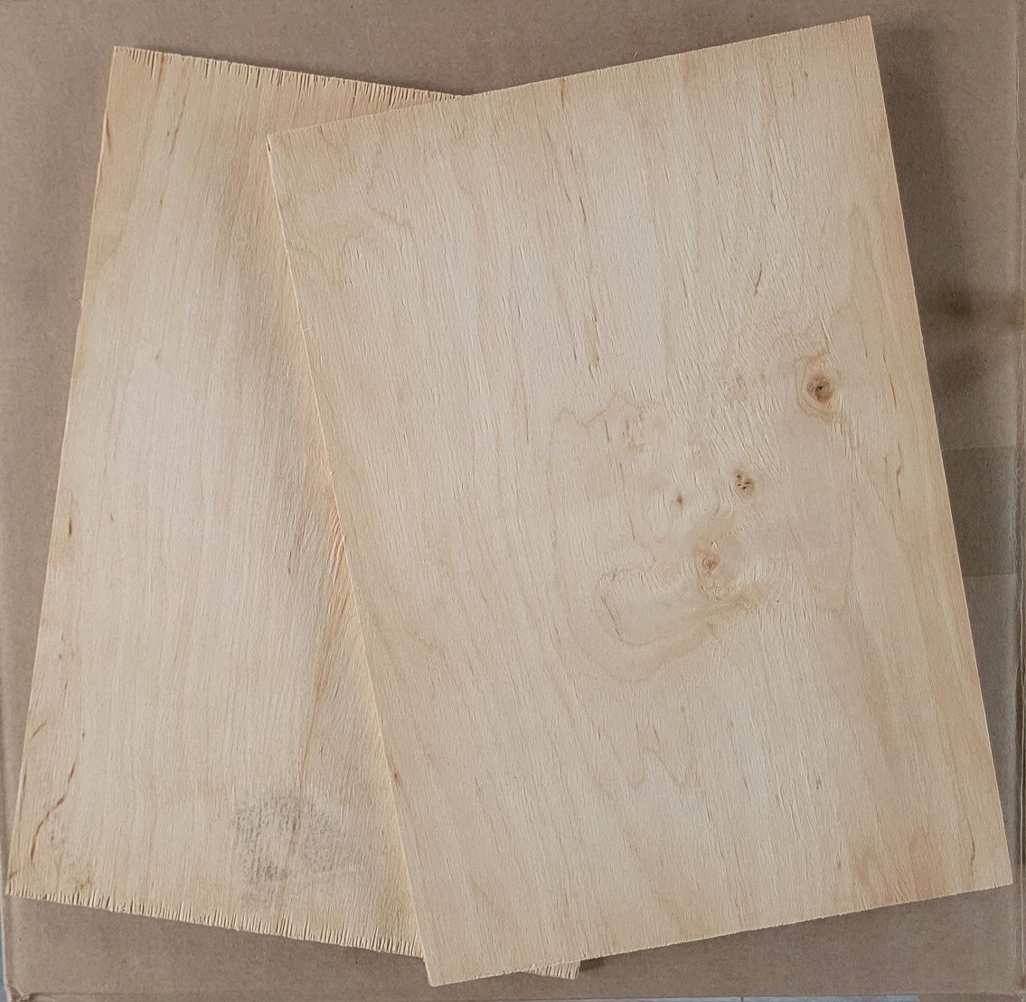 SKLEJKA 7 MM, 320mm x 220 mm