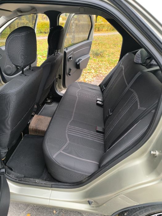 Renault Logan 1,4. 2012 рік