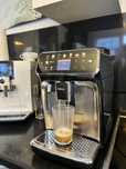 Ekspres Philips LatteGo EP 5447