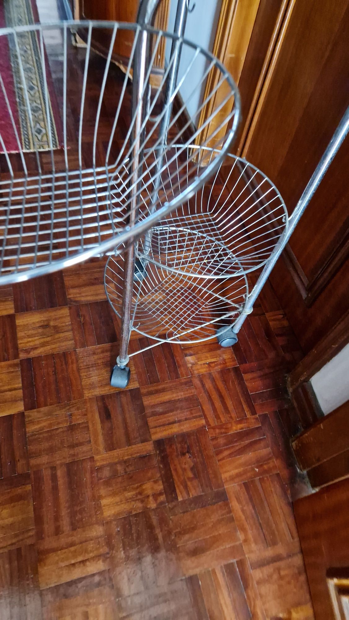 Carrinho de Cestos de arrumação com rodas