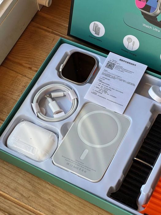 Часы+ 2 ремешка+беспроводная зарядка Watch setAND 5325