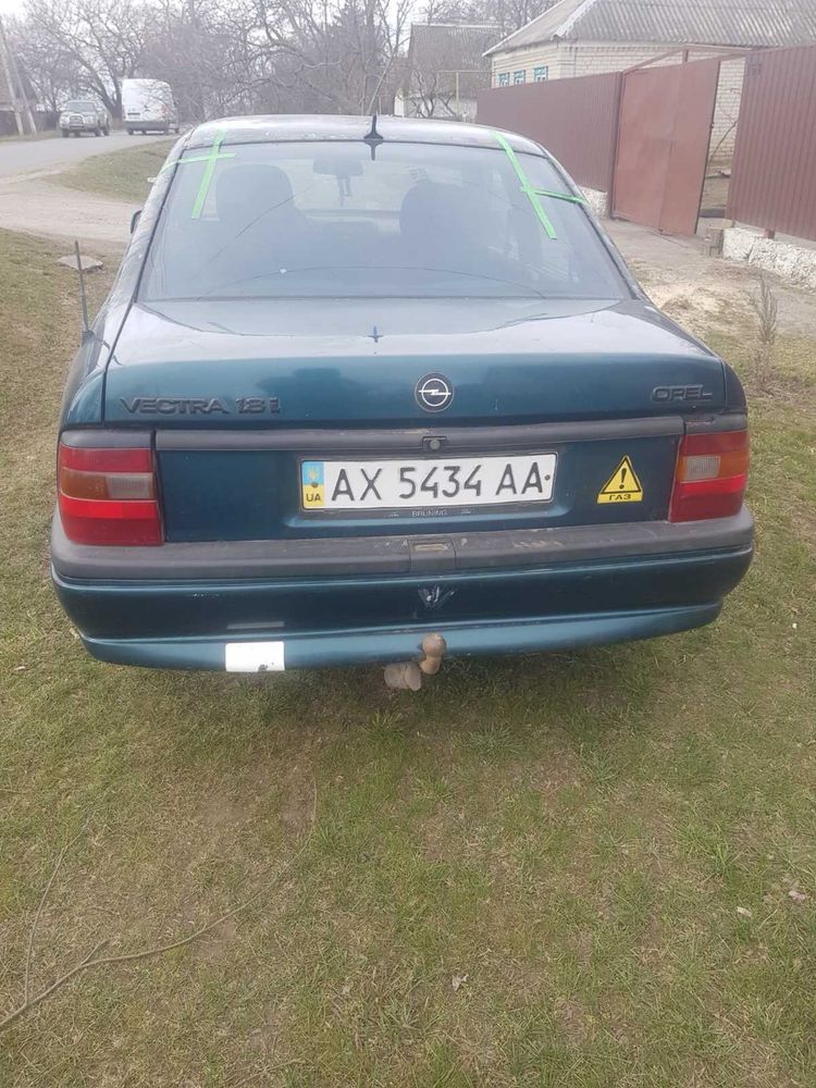 Продам Opel Vectra 1.8 газ/бензин