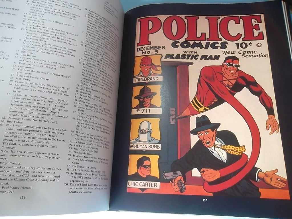 "THE COMIC BOOK" . Paul Sassienie. Essential Guide for Comic Books