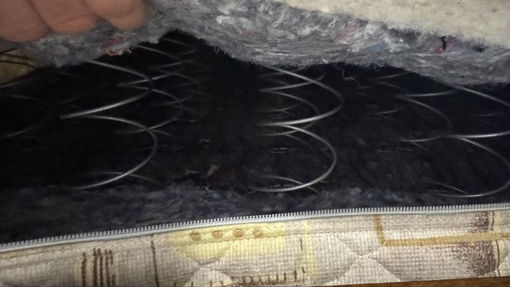 Продам двоспальне ліжко 200*160