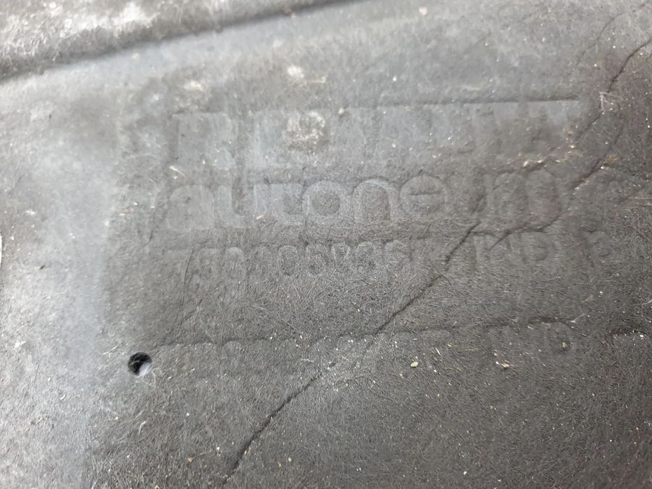 Blindagem inferior do motor RENAULT Clio V (BF_)