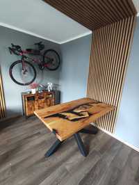 Stół drewniany dębowy z żywicą epoksydową