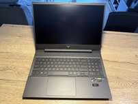 HP Victus 16 1440px 165hz R75800H 16GB RAM 1TB SSD RTX3060