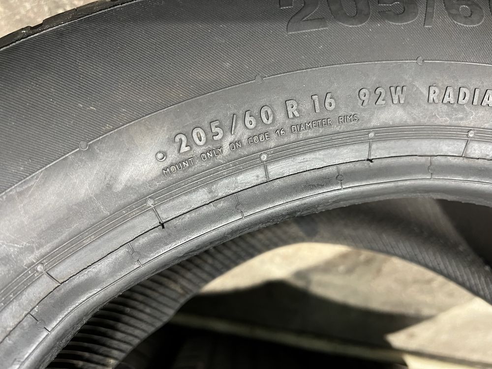 Continental 205/60R16 лето шины резина