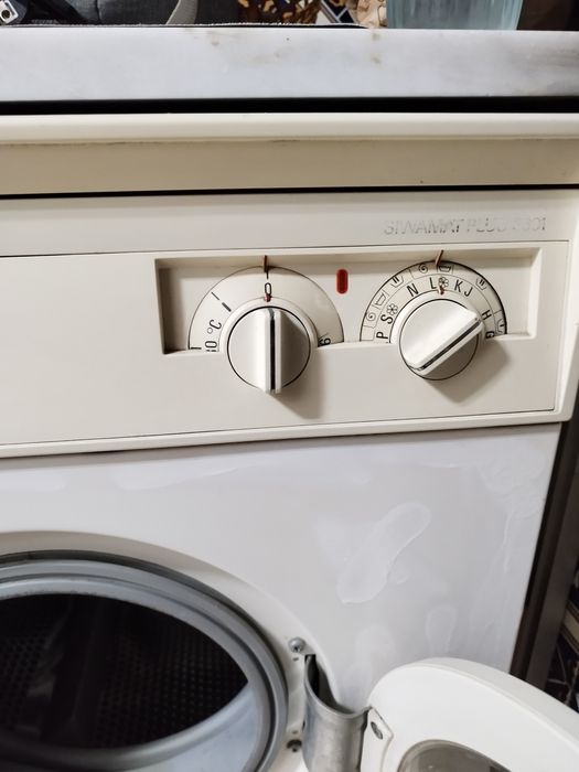 Máquina de lavar roupa