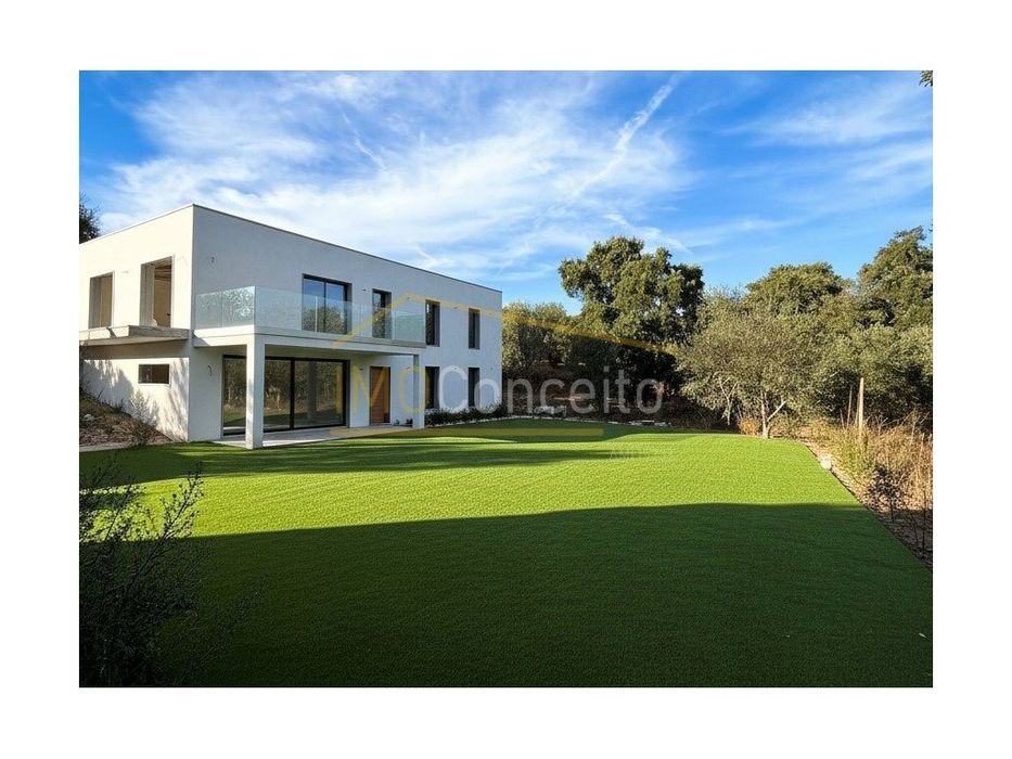 Moradia T3 a estrear - a 10 min de Tomar