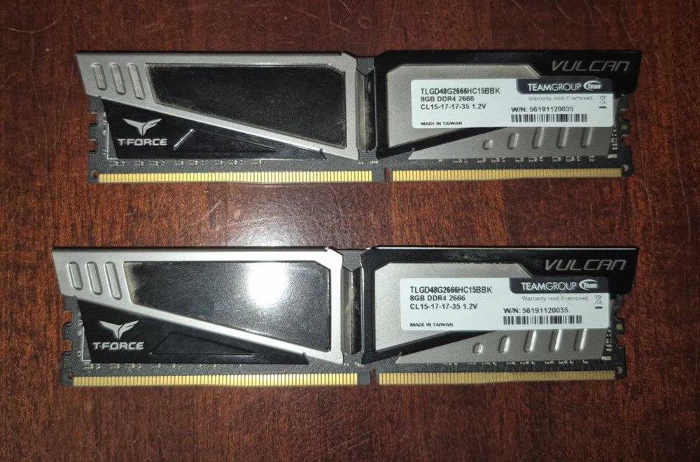Модули пам'яті DDR4 2x8GB/2666 Team T-Force Vulcan Gray