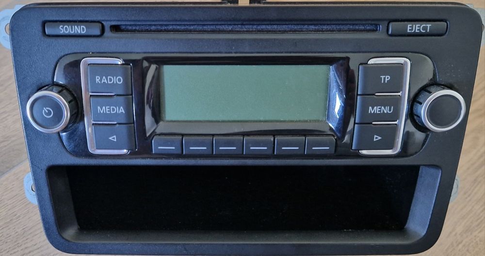 Radio fabryczne VW CD MP3 5MOO35156C  RCD210