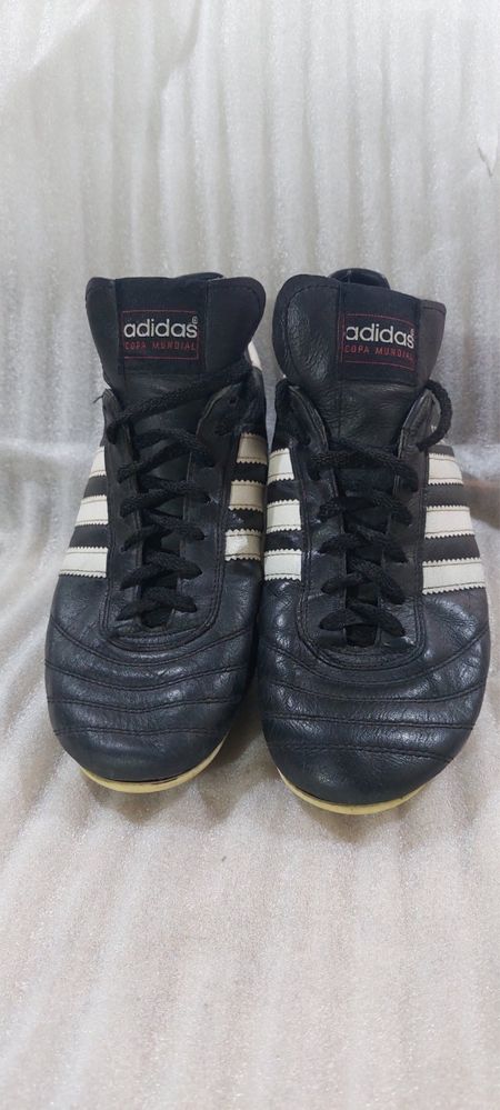 Продам шкіряні бутси Adidas