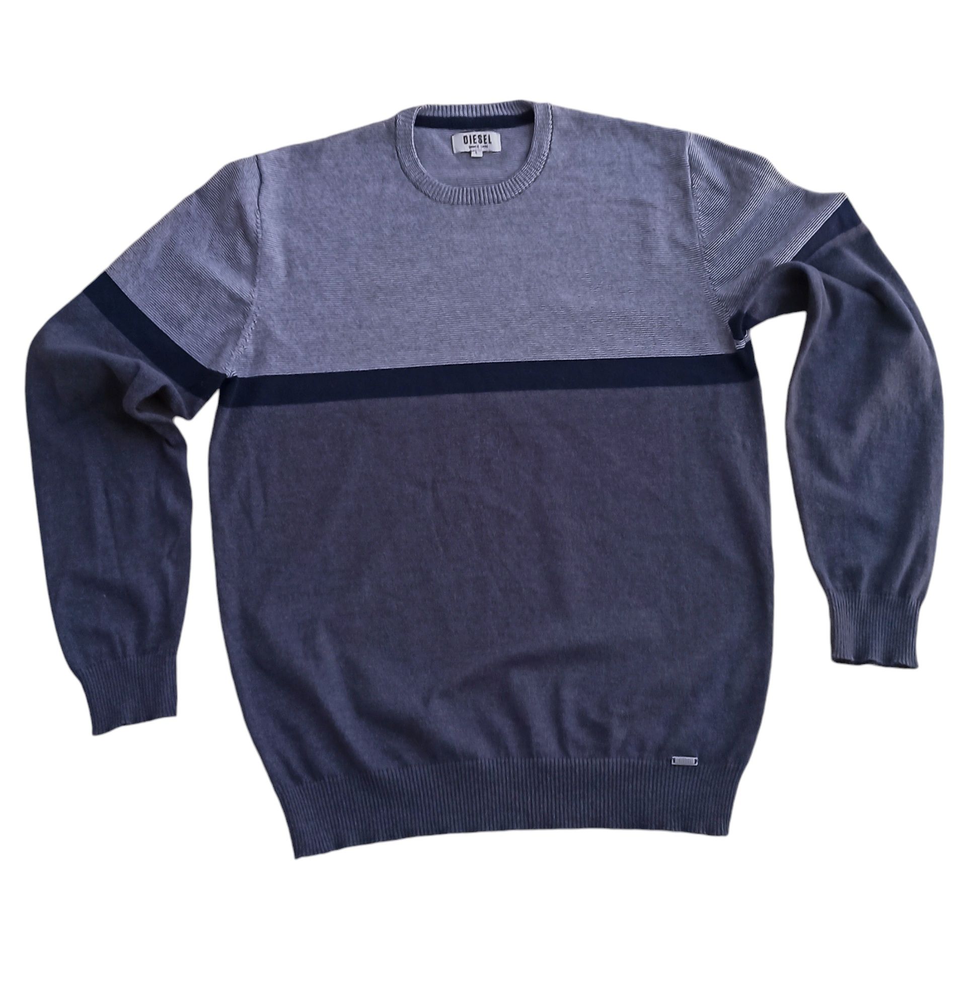 DIESEL  oryginalny  elegancki  sweter  rozmiar  L