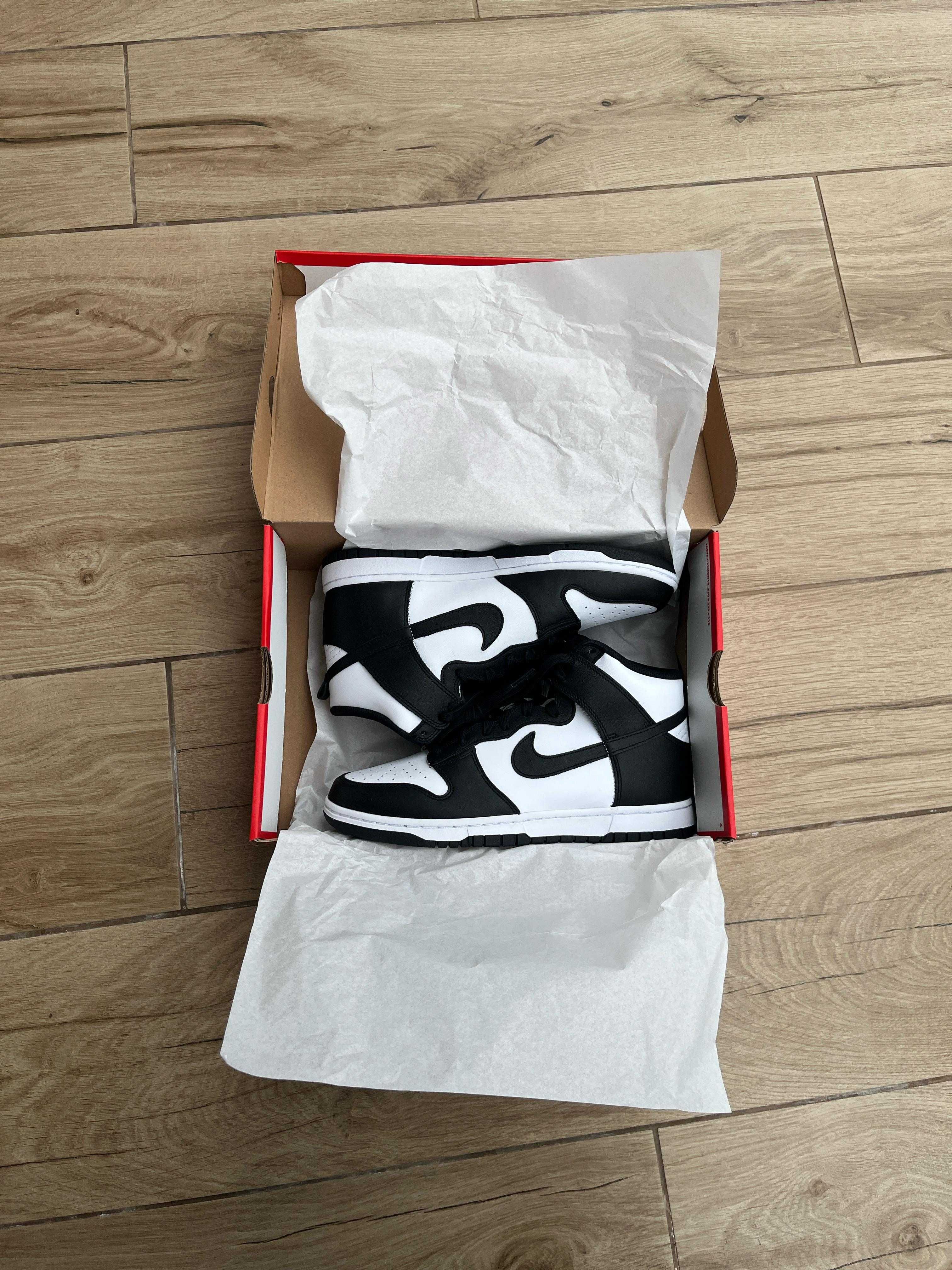 Nike Dunk High Panda 42 – Novos e Selados na Caixa