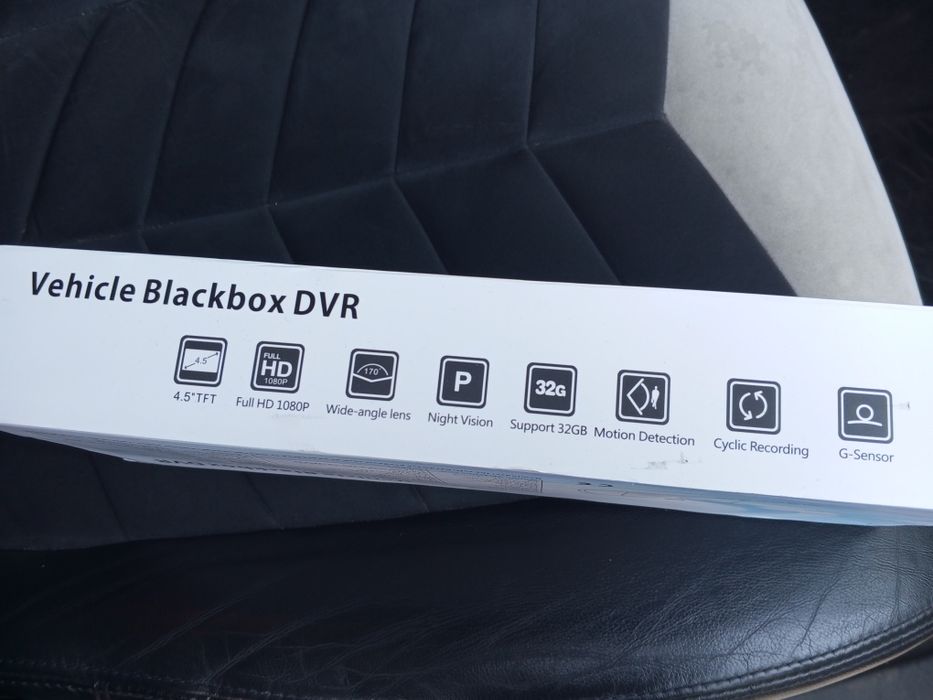 Зеркало відеореєстратор 12v.-24v. + камера задня + флешка 32Gb.