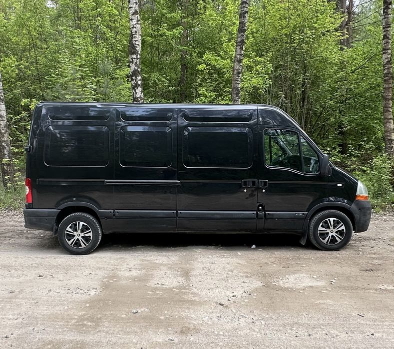Renault Master 2.5 dCi L3H2 – zadbane wnętrze, sprawny silnik