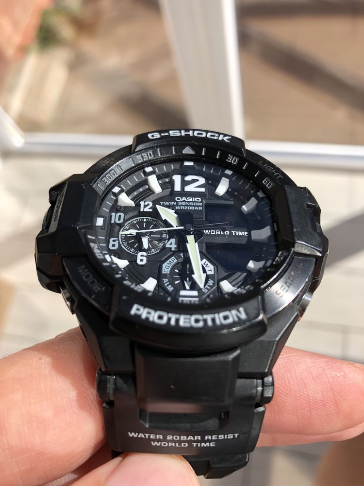 часы Casio G-Shock GA-1100-1AER Касио годиник