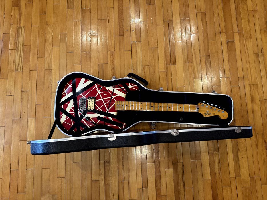 Продам гітару  Tokai Goldstar Sound EVH 1982